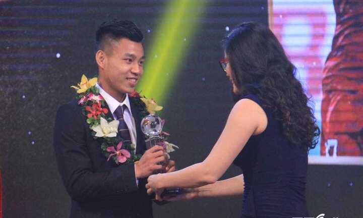 BLV Quang Huy: Vũ Văn Thanh xứng đáng, Thành Lương dũng cảm khi từ giã đội tuyển