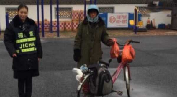 Đạp xe về quê ăn Tết nhưng đi 1 tháng mới phát hiện sai đường