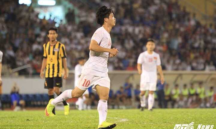 Công Phượng ghi bàn giữa vòng vây 5 cầu thủ U23 Malaysia: 'Cứ nỗ lực, kết quả tốt đẹp sẽ đến thôi'