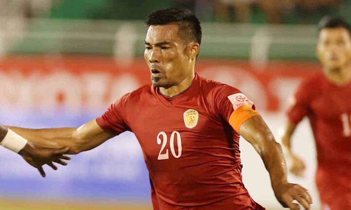 Ăn mừng lạ mắt, Đình Luật phủ nhận chọc tức khán giả Đà Nẵng