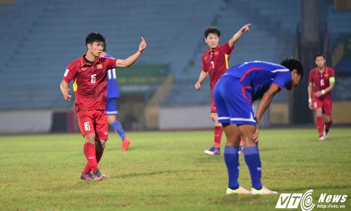 Video: Siêu phẩm của Công Phượng cứu nguy cho tuyển Việt Nam