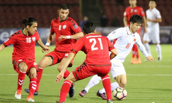 Đội tuyển Việt Nam thua khi đang chơi thiếu người