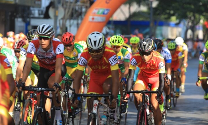 Khởi tranh Cuộc đua xe đạp Toàn quốc tranh Cúp Truyền hình TP.HCM