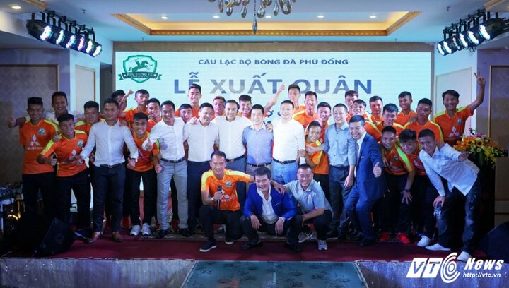 Cầu thủ 'tiêu tiền tỷ một đêm' đầu quân cho FC Phù Đổng