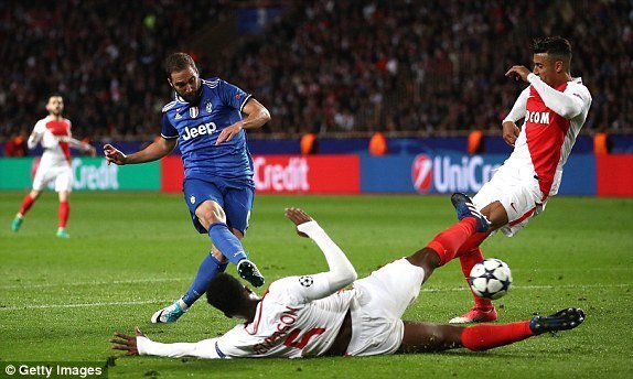 Juventus lập hàng loạt kỷ lục sau chiến thắng Monaco