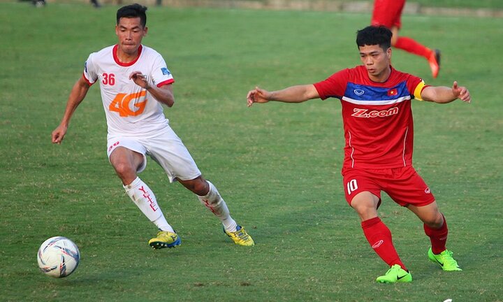 Dứt điểm tồi tệ, U22 Việt Nam hòa Viettel