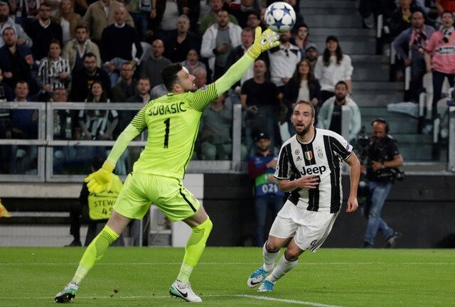 Sử dụng cách sau để xem trực tiếp trên Youtube qua kênh BT Sport.