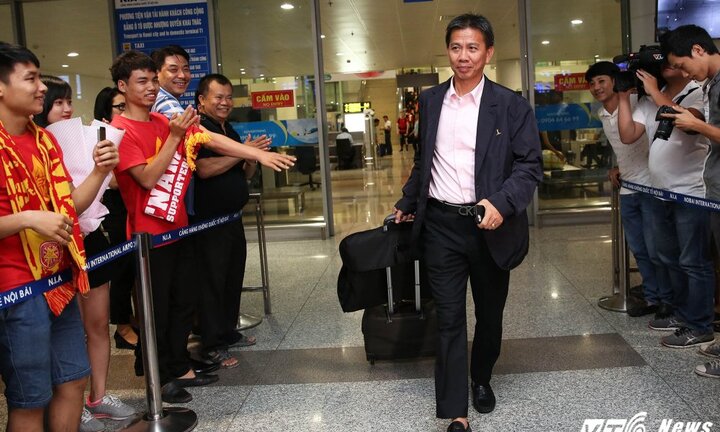 HLV Hoàng Anh Tuấn phớt lờ bầu Đức, tin sẽ sớm trở lại World Cup U20