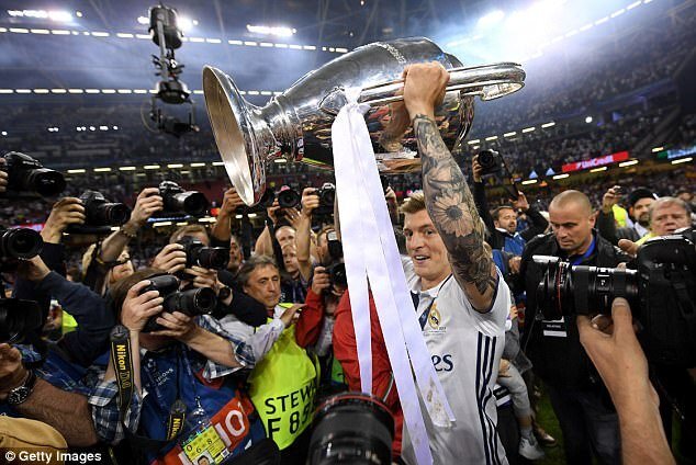 Ảnh: Real Madrid phá lời nguyền, kiêu hãnh vô địch Champions League