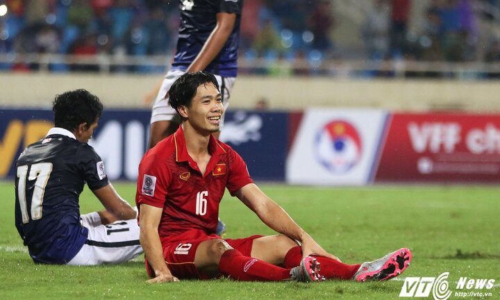 Công Phượng tỏa sáng: Đời thay đổi khi ta thay đổi