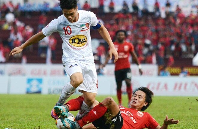HLV Lê Thụy Hải: Tại sao lứa Công Phượng suốt ngày lo trụ hạng?