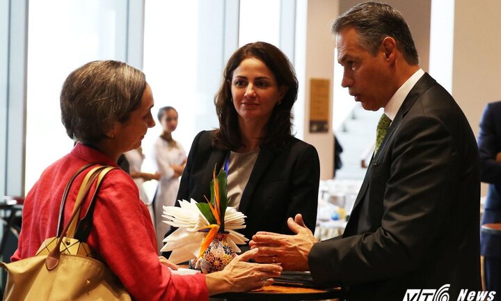 Người phụ nữ xinh đẹp nắm quyền lực thứ 2 Facebook có mặt tại APEC 2017