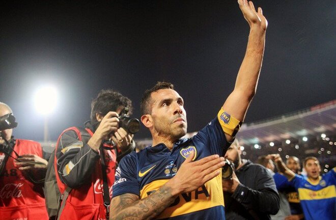 Bỏ chạy khỏi Trung Quốc, Tevez trở về Boca Juniors