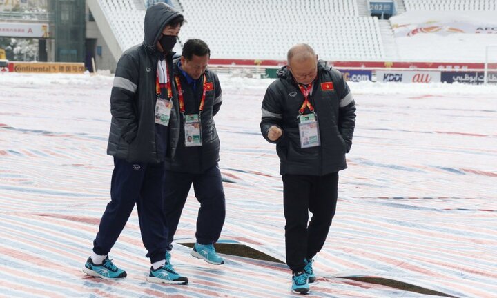 Chung kết U23 Việt Nam vs U23 Uzbekistan có thể hoãn vào phút chót