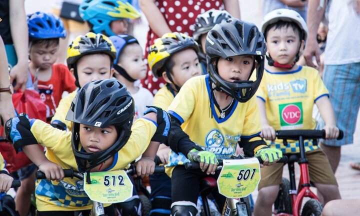 Cua-rơ Nhí xuyên Việt 2018: Đà Nẵng náo nhiệt trước giờ thi đấu chính thức