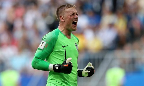 CĐV Anh kêu gọi phong tước Hiệp sĩ cho thủ thành Pickford