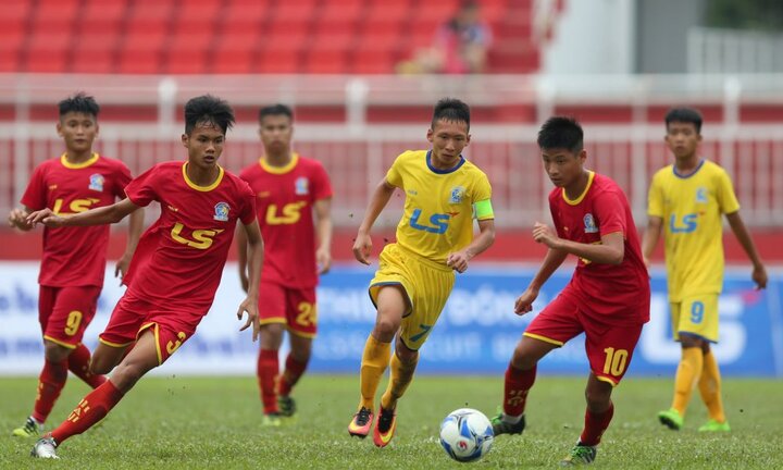 VCK U15 Quốc gia 2018: Sanna Khánh Hòa, Viettel vào bán kết