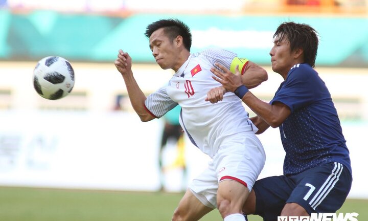 Văn Quyết: 'Olympic Việt Nam chiến thắng bằng tinh thần cảm tử'