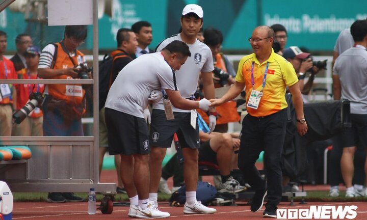 HLV Olympic Hàn Quốc: Tôi muốn xin lỗi HLV Park Hang Seo