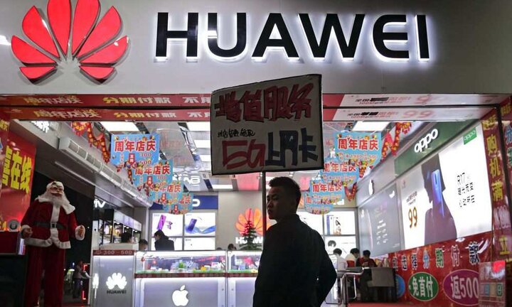 Công ty Canada 'một mình một phách