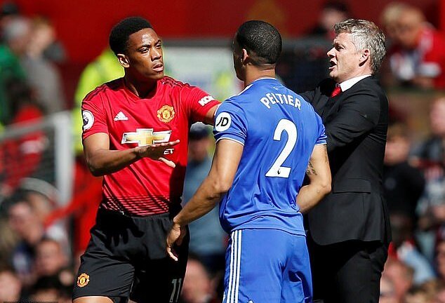 Đế chế MU sụp đổ, thất bại thảm hại ở Ngoại hạng Anh