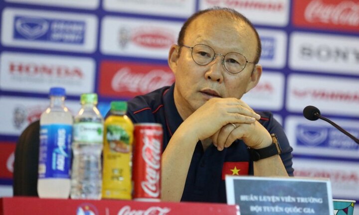 Đại diện HLV Park Hang Seo đến VFF, bắt đầu đàm phán hợp đồng mới