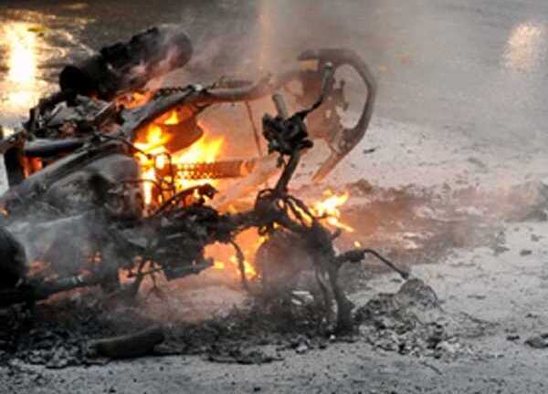 Dò tìm nguyên nhân các vụ cháy, nổ xe