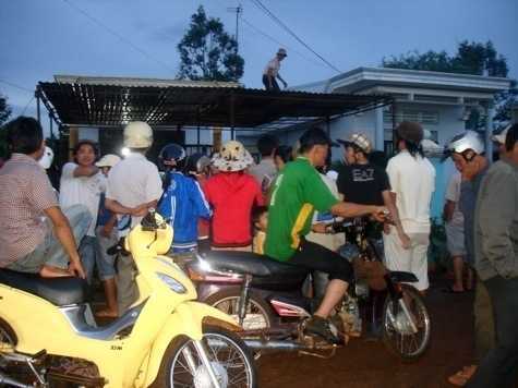 Nghĩ chồng có bồ nhí, vợ bẫy điện hạ sát