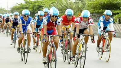 Đau đầu với nước chủ nhà