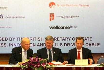 Đại sứ Anh tham gia lãnh đạo ĐH Anh Quốc Việt Nam