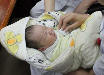 Đã tìm thấy bé sơ sinh bị bắt cóc ở Viện C