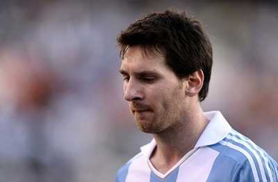 Đối thủ chính của vịnh Hạ Long là …Messi