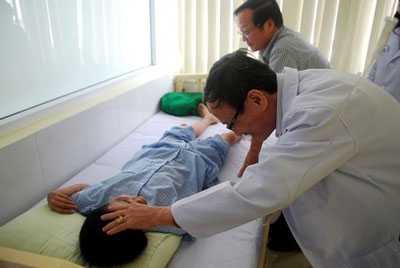 'Cô gái hóa bà lão' ở Hội An phải cấp cứu