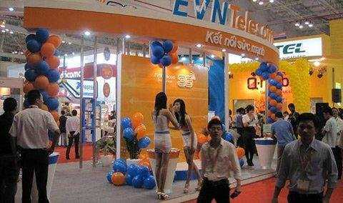 Không dễ sáp nhập EVN Telecom vào Viettel