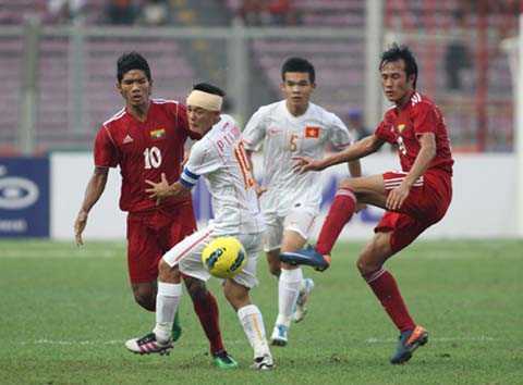 Nát trận trước Myanmar, U23 VN bạc nhược rời SEA Games