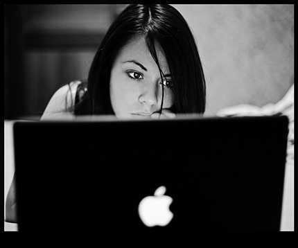 Nữ sinh dùng ‘sex’ tống tiền cảnh sát