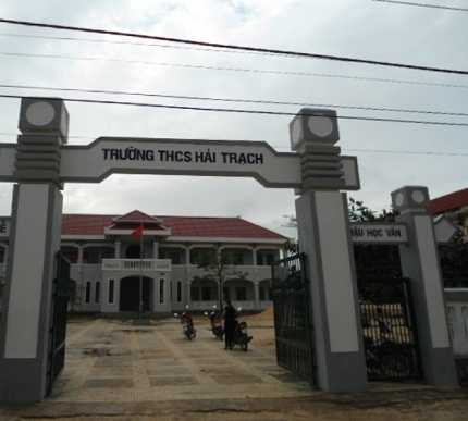 Trần tình của nữ sinh lớp 8 dùng dao 'xử' 2 bạn gái