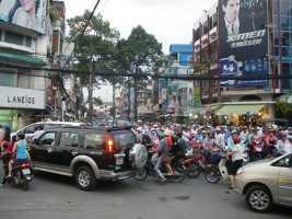 TP.HCM trình phương án học và làm lệch giờ