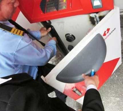 Làm gì để không 'mất tiền oan' trong ATM?