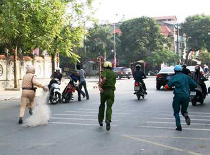 Bộ trưởng GTVT: Dùng lưới bắt quái xế cần xét kỹ