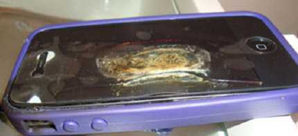 Thêm iPhone 4 bị bốc cháy