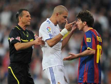 Đêm nay, El Clasico 216: Trọng tài, nghệ sĩ và gã đồ tể