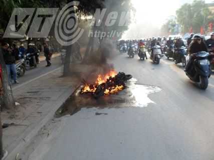 Cháy, nổ xe Honda hàng loạt: Không thể im lặng nữa!