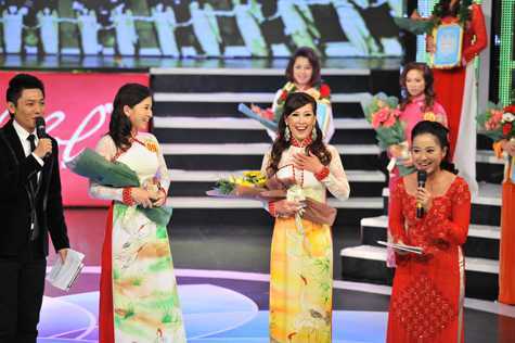 13 người đẹp dự thi Duyên dáng truyền hình 2011