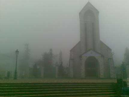 Hình ảnh 'Sapa trắng' lạnh lẽo và thưa thớt khách