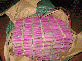 Giấu tinh vi 1.500kg pháo hoa vẫn bị phát hiện