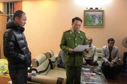 Công nhân điện lực lừa 9 tỷ đồng 'ném' vào bar