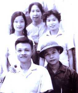 Chuyện đưa 5.000 con lừa ra trận đêm Noel năm 1971