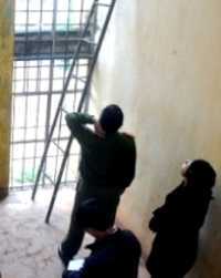 Điện trường học thiếu an toàn, một nam sinh chết oan