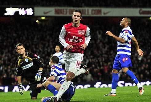 Thông điệp của Arsenal: Có Van Persie, có chiến thắng